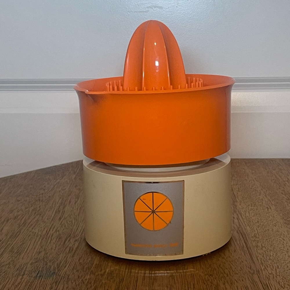 Vintage 1970s Dominion Hamilton Beach 2109 Orange Electric Citrus Juicer